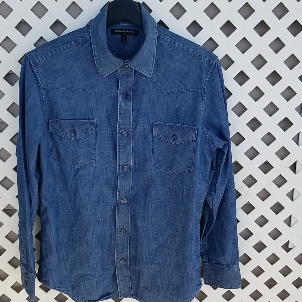 Banana Republic Jean shirt